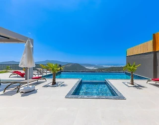 Kaş Üzümlü'de Muhteşem Manzaralı, Özel Havuzlu, Lüks Villa - 4