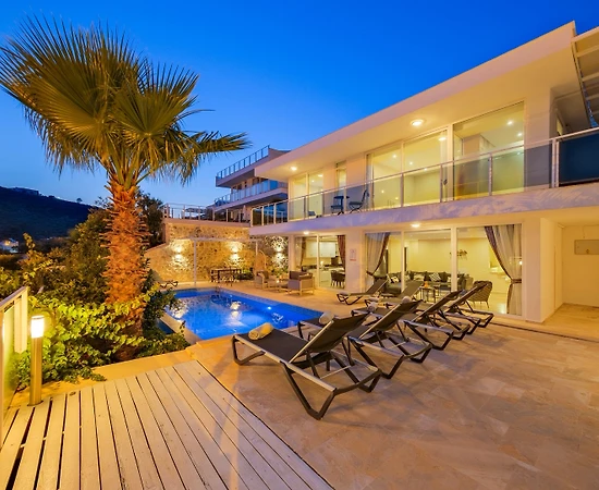 Kaş Kalkan'da Göz Alıcı Manzaralı, Özel Havuzlu, 4+1, Lüks Villa - 1