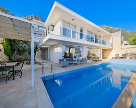 Kaş Kalkan'da Göz Alıcı Manzaralı, Özel Havuzlu, 4+1, Lüks Villa - 3