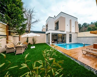 Sapanca Kırkpınar'da Doğanın İçinde, Özel Havuzlu, Konforlu Villa - 1