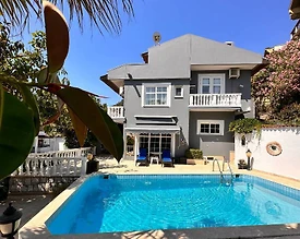 Muğla Marmaris'te Geniş Bahçeli, Özel Havuzlu, Kiralık Villa - 3