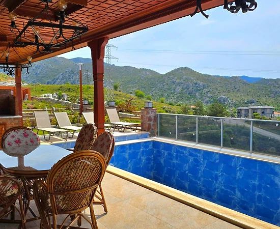 Marmaris Bozburun'da Çekirdek Ailelere Uygun, Özel Havuzlu, Ferah Villa - 1