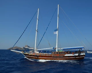 Marmaris Bozburun'da Modern Tasarımlı, 8 Kabinli, Şık Kiralık Gulet - 4