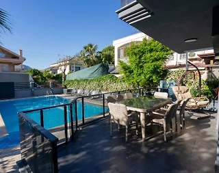 Marmaris Çamdibi'nde Merkezi Konumda, Özel Havuzlu, 6+1 Villa - 5