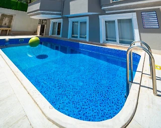 Marmaris Camiavlu'da Geniş Ailelere Uygun, Özel Havuzlu, Kiralık Villa - 1