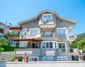 Marmaris Camiavlu'da Geniş Ailelere Uygun, Özel Havuzlu, Kiralık Villa - 2