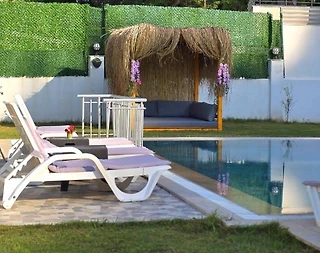 Marmaris Çamlı'da Merkezi Konumda, Özel Havuzlu, Kiralık Villa - 4