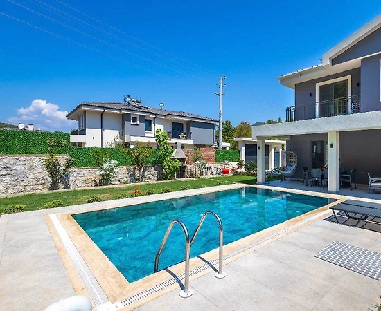 Marmaris Çamlı'da Modern Tasarımlı, Özel Havuzlu, 2+1 Villa - 1
