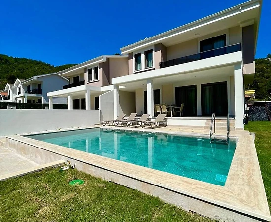 Marmaris Çamlı'da Muhteşem Doğada, Özel Havuzlu, Kiralık Villa - 1