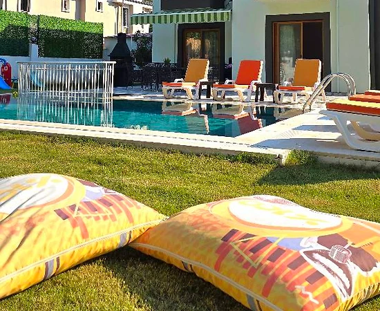 Marmaris Çamlı'da Nezih Konumda, Özel Havuzlu, 8 Kişilik Villa - 1