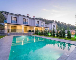 Marmaris Çamlı'da Sakin Doğada, Özel Havuzlu, İkiz Villa - 1