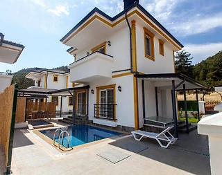 Marmaris Çetibeli'nde Site İçerisinde, Özel Havuzlu, Konforlu Villa - 1