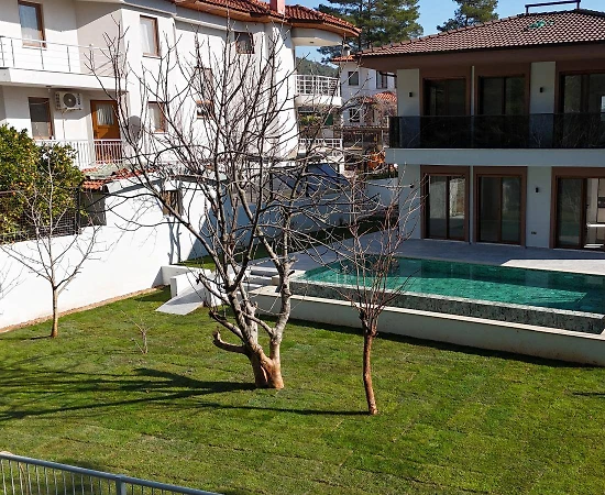 Marmaris Çetibeli'nde Yemyeşil Bahçeli, Özel Havuzlu, 6 Kişilik Villa - 1