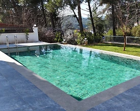 Marmaris Çetibeli'nde Yemyeşil Bahçeli, Özel Havuzlu, 6 Kişilik Villa - 2