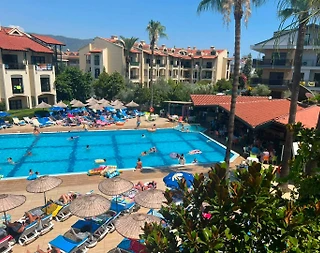 Marmaris Hatipirimi'nde Merkezi Konumda, Ortak Havuzlu, 1+1 Suite Daire - 1
