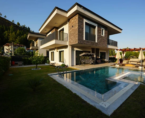 Marmaris Hisarönü'nde Kalabalık Ailelere Uygun, Özel Havuzlu, Merkezi Villa - 1