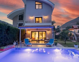 Muğla Marmaris'te Huzurlu Konumda, Özel Havuzlu, Kiralık Villa - 4