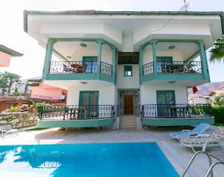 Marmaris İçmeler'de Denize Yakın, Ortak Havuzlu, Suit Daire - 1