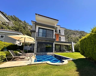 Muğla Marmaris'te Denize Yakın, Özel Havuzlu, Lüks Villa - 1