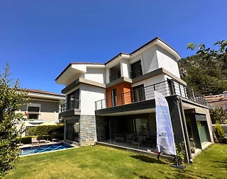 Muğla Marmaris'te Denize Yakın, Özel Havuzlu, Lüks Villa - 2