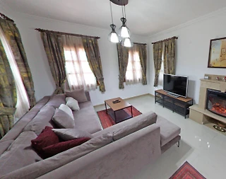 Muğla Marmaris'te Merkezi Konumda, Bahçeli, Kiralık Dubleks Ev - 1