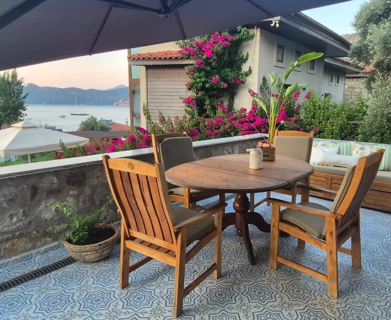 Marmaris Selimiye'de Balayı Çiftlerine Uygun, Merkezi Konumda, Konforlu Daire - 1