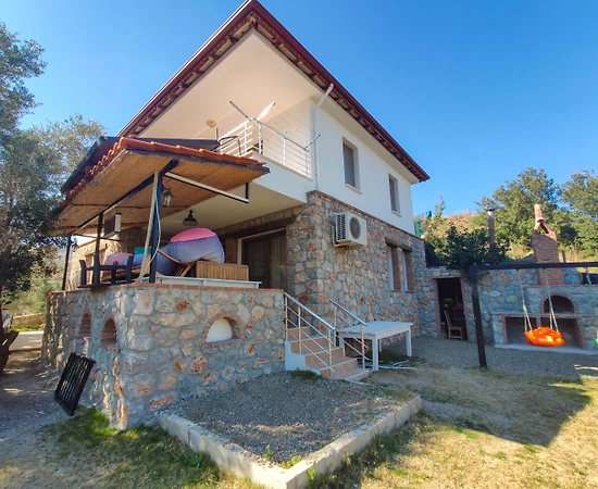 Marmaris Selimiye'de Geniş Bahçeli, Özel Havuzlu, Lüks Villa - 1