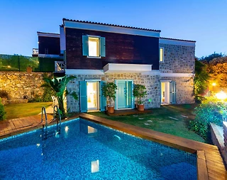 Marmaris Selimiye'de Merkezi Konumda, Özel Havuzlu, Kiralık Villa - 1