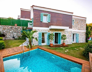 Marmaris Selimiye'de Merkezi Konumda, Özel Havuzlu, Kiralık Villa - 2