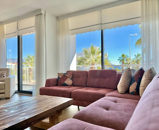 Marmaris Siteler'de Panoramik Deniz Manzaralı, 4 Kişilik, Kiralık Daire - 1