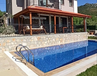 Marmaris Söğüt'te Deniz ve Doğa Manzaralı, Özel Havuzlu, Kiralık Villa - 1