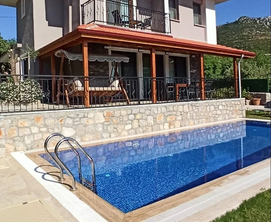 Marmaris Söğüt'te Deniz ve Doğa Manzaralı, Özel Havuzlu, Kiralık Villa - 1