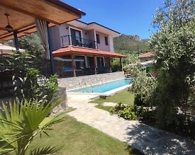Marmaris Söğüt'te Doğa ve Deniz Manzaralı, Özel Havuzlu, Bahçeli Villa - 2