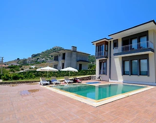 Marmaris Söğüt'te Geniş Bahçeli, Özel Havuzlu, Konforlu Kiralık Villa - 2