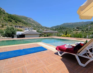Marmaris Söğüt'te Geniş Bahçeli, Özel Havuzlu, Konforlu Kiralık Villa - 3