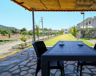 Marmaris Söğüt'te Geniş Bahçeli, Özel Havuzlu, Konforlu Kiralık Villa - 5
