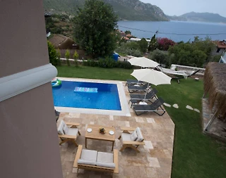 Marmaris Söğüt'te Geniş Bahçeli, Özel Havuzlu, Konforlu Villa - 5