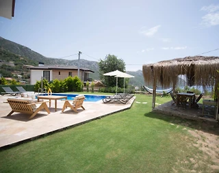 Marmaris Söğüt'te Geniş Bahçeli, Özel Havuzlu, Konforlu Villa - 3