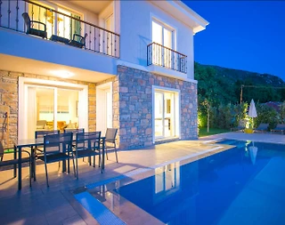 Marmaris Söğüt'te Modern Tasarımlı, Özel Havuzlu, Bahçeli Villa - 3