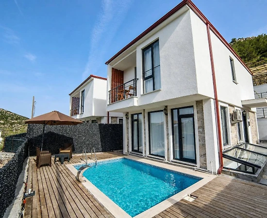 Marmaris Söğüt'te Sakin Konumda, Özel Havuzlu, Balayı Villası - 1