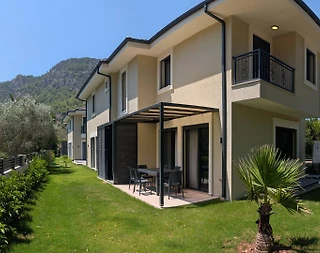 Marmaris Turgut'da Geniş Ailelere Uygun, Özel Havuzlu, Modern Villa - 4