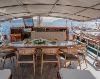 Marmaris'in Serin Sularında, 5 Kabinli, 10 Kişilik Gulet - 4