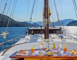 Marmaris'in Engin Sularında, Kalabalık Gruplara Uygun, Konforlu Gulet - 5