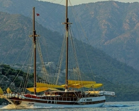 Marmaris'in Engin Sularında, Kalabalık Gruplara Uygun, Konforlu Gulet - 2