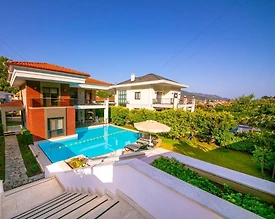 Marmaris Çamdibi'nde Kalabalık Ailelere Uygun, Özel Havuzlu, Kiralık Villa - 2