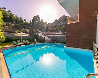 Marmaris Çamdibi'nde Kalabalık Ailelere Uygun, Özel Havuzlu, Şık Villa - 4