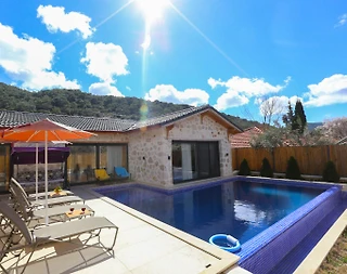 Kaş Sarıbelen'de Huzurlu Doğa İçerisinde, Özel Havuzlu, Modern Villa - 3