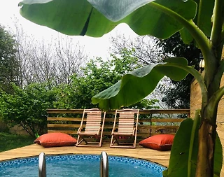 Sapanca Memnuniye'de Isıtmalı Havuzlu, Korunaklı Bungalov - 2