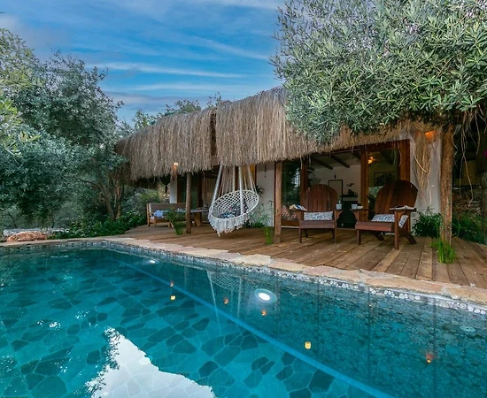 Menteşe Kuyucak'ta Doğanın Kalbinde, Özel Havuzlu, Bahçeli Villa - 1