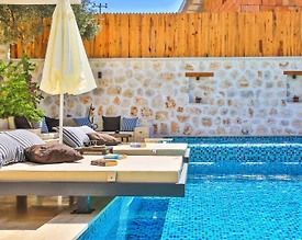 Kaş Kalkan'da Aile Gruplarına Uygun, Özel Havuzlu, Modern Villa - 3